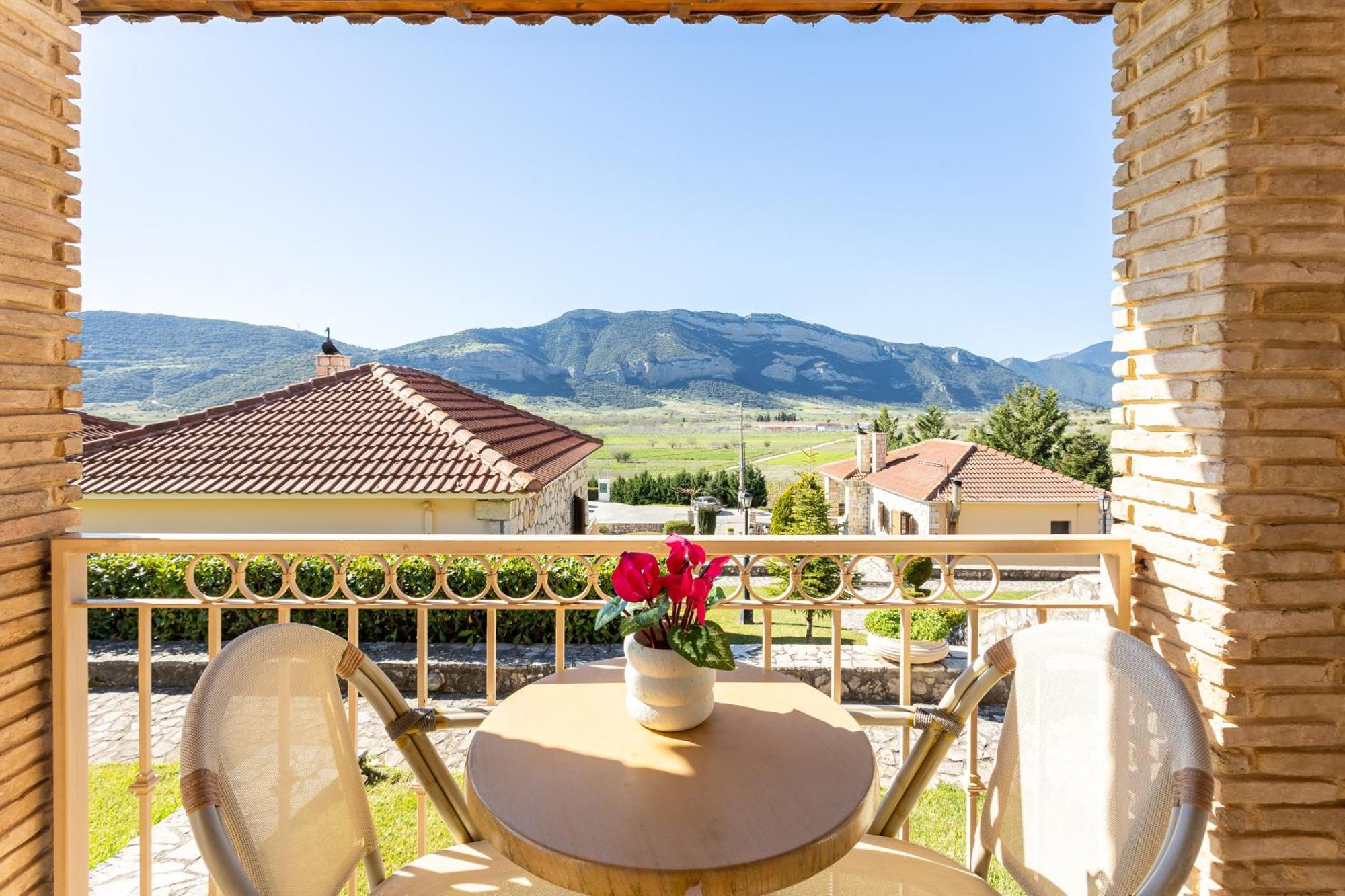 Pleiades Studios All Season Gems - Korinthos Stone Retreats Kalianoi Exterior photo