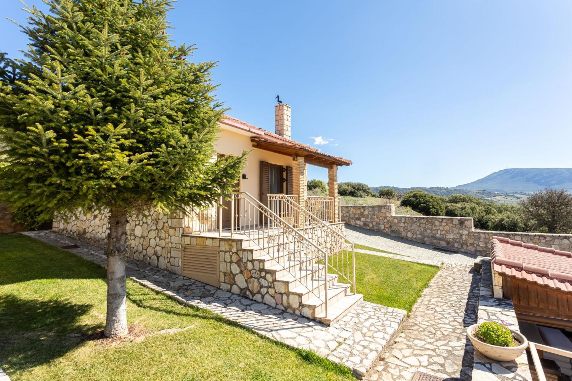 Pleiades Studios All Season Gems - Korinthos Stone Retreats Kalianoi Exterior photo