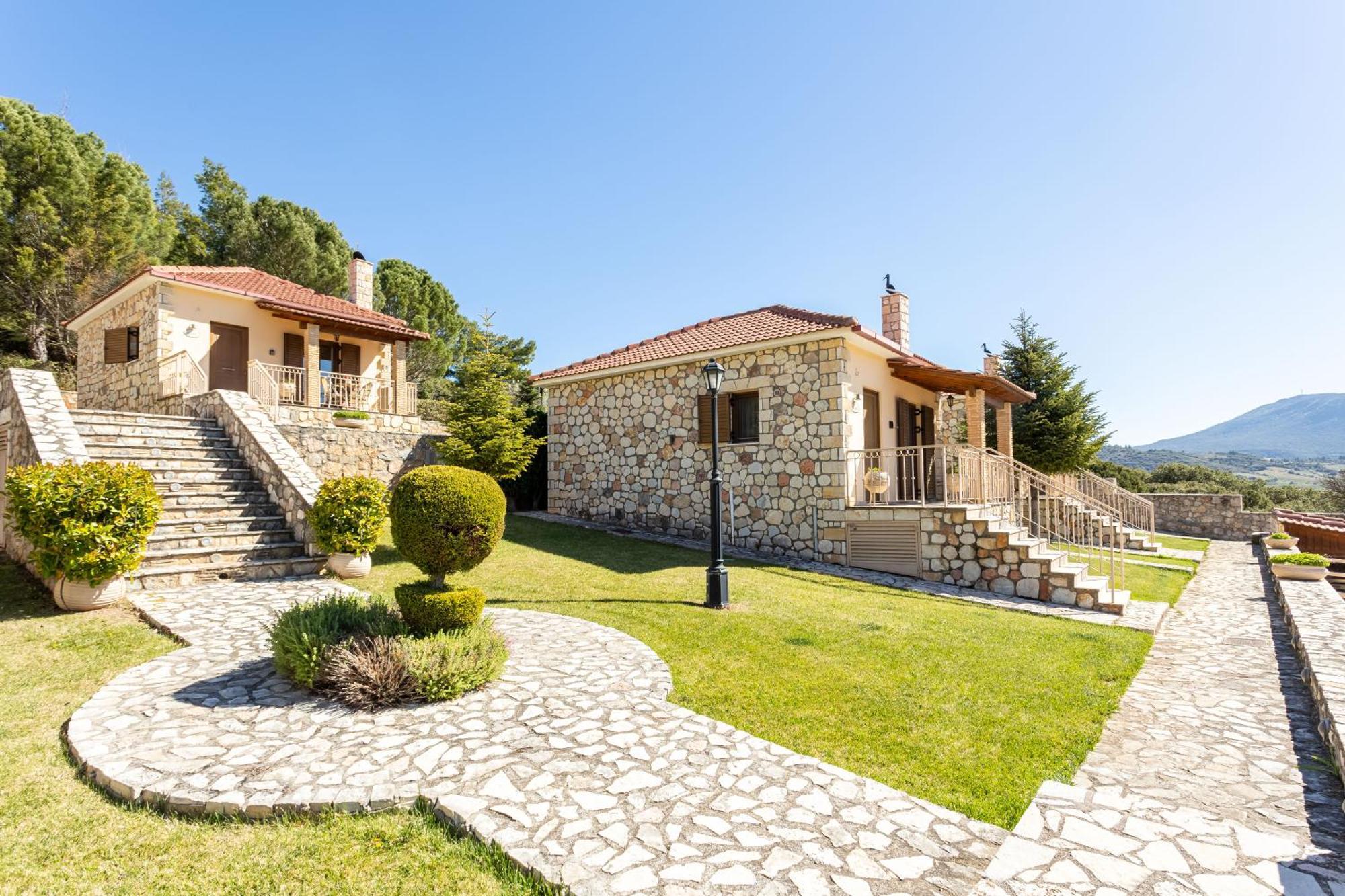 Pleiades Studios All Season Gems - Korinthos Stone Retreats Kalianoi Exterior photo